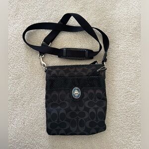 Coach signature crossbody purse